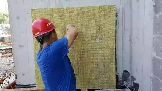 擠塑板在生產(chǎn)過程中注意事項