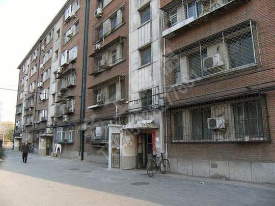 復合巖棉板是以玄武巖和其他天然礦石